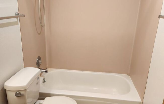 1 bed, 1 bath, 650 sqft, $1,895, Unit 305