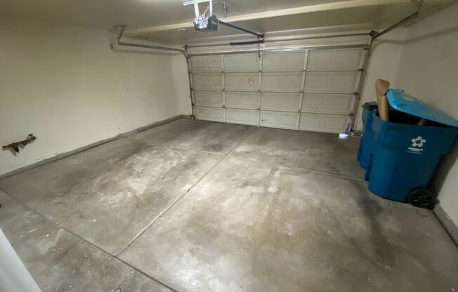 3 beds, 2.5 baths, $1,975