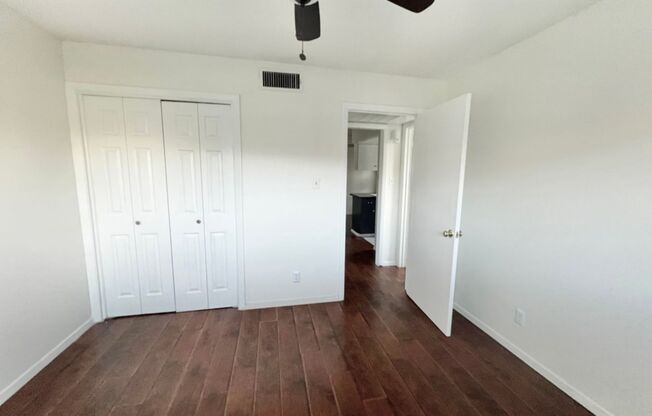 1 bed, 1 bath, 500 sqft, $995, Unit Live Oak 203 > CM