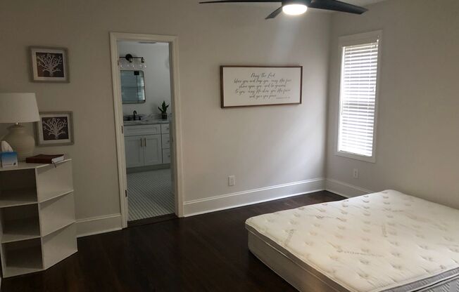 3 beds, 2 baths, $3,000