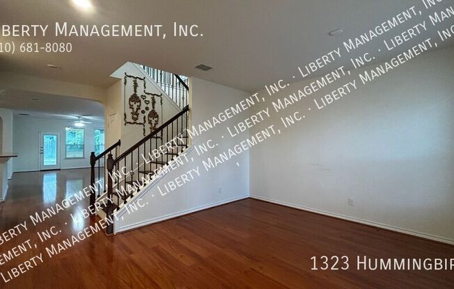 1323 HUMMINGBIRD