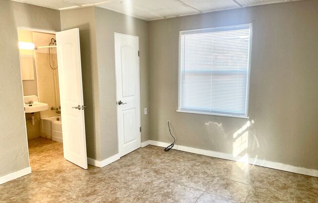 1 bed, 1 bath, $950