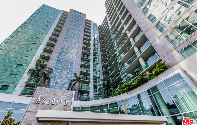 1 bed, 1 bath, 946 sqft, $3,950, Unit 614