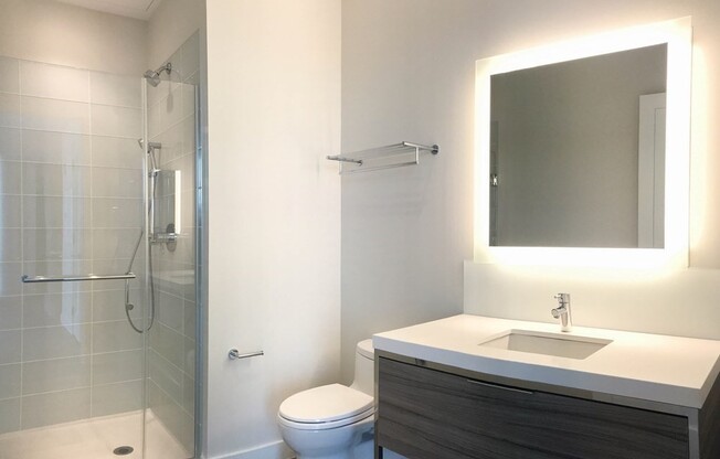 1 bed, 1 bath, 761 sqft, $5,200, Unit 20C