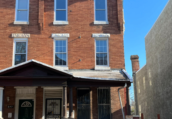 Apt. 3A, 2255 N Park Ave