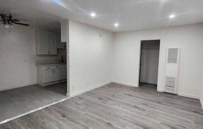 1 bed, 1 bath, 650 sqft, $1,800, Unit 1601-2