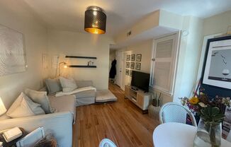 4444 Cresson