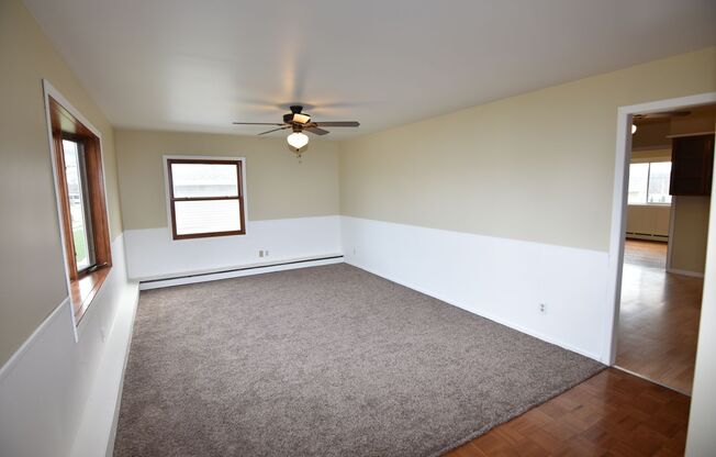 3 beds, 1 bath, $1,600