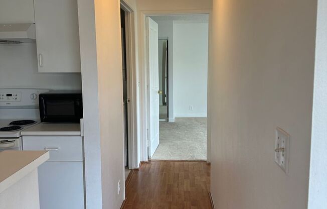 2 beds, 2 baths, $2,500, Unit # #B 202