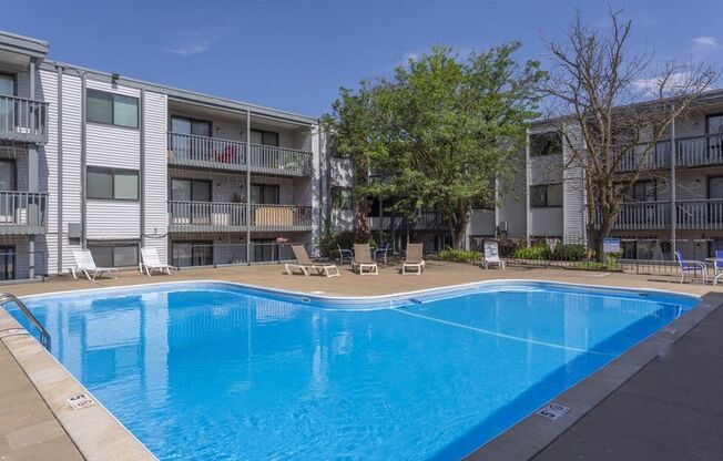 Studio, 1 bath, 350 sqft, $565