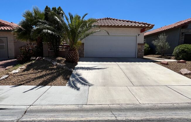 Charming Single-Story 3BD Home with 2-Car Garage in West Las Vegas