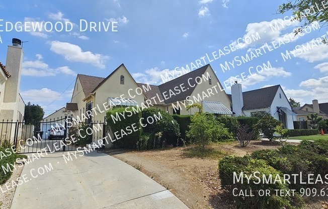 1704 EDGEWOOD DR