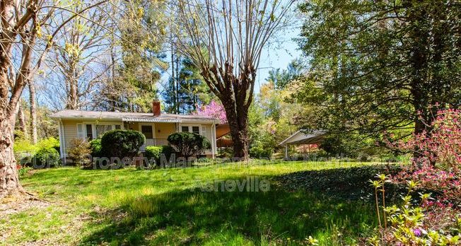 30 Bassett Rd