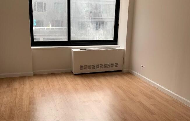 1 bed, 1 bath, 650 sqft, $5,750, Unit 2K