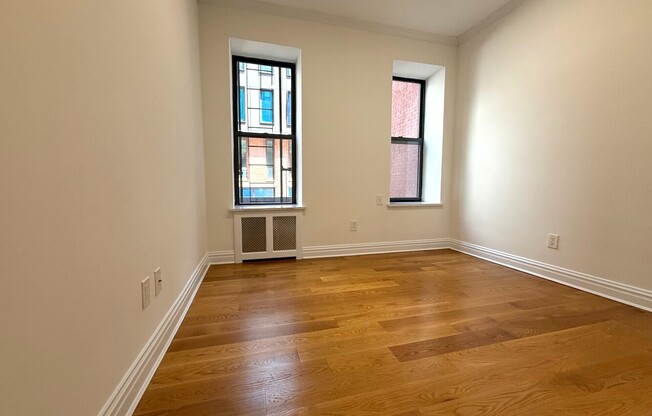 355 W 51 ST