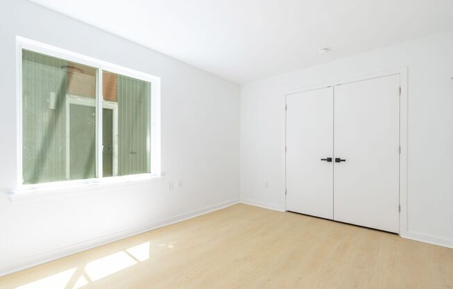 2 beds, 2 baths, 1,000 sqft, $1,627, Unit 27