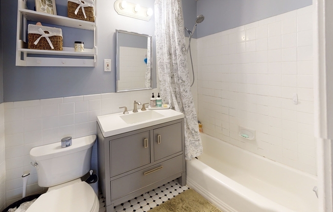 511 Beacon St.