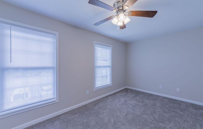 3 beds, 1.5 baths, 1,075 sqft, $1,650, Unit 723HCI