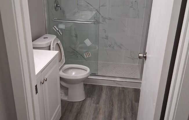 2 beds, 1 bath, $1,650, Unit 609-102