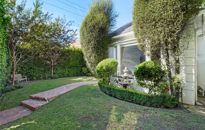 Beverly Grove 3bed 4bath Stunning home!