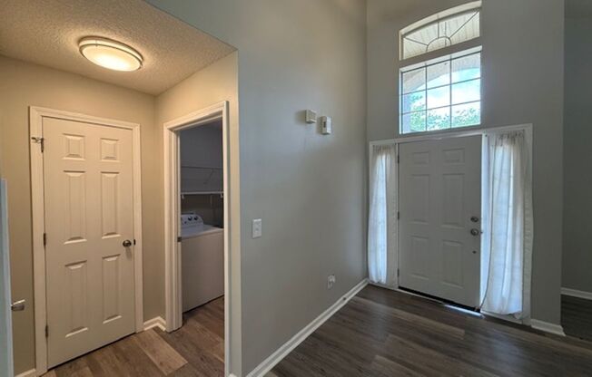 Spacious 4-Bed, 2.5-Bath Home for Rent in Julington Creek!