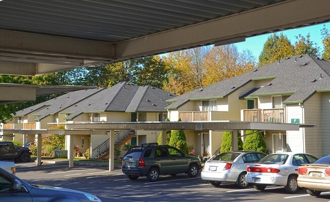 1 bed, 1 bath, 619 sqft, $1,445, Unit 250