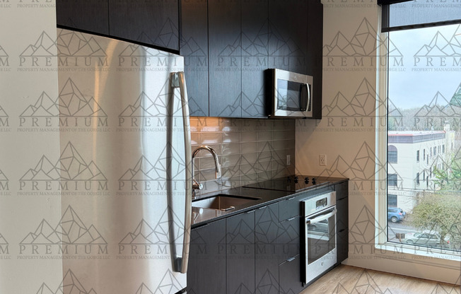 Studio, 1 bath, 493 sqft, $1,299, Unit #410