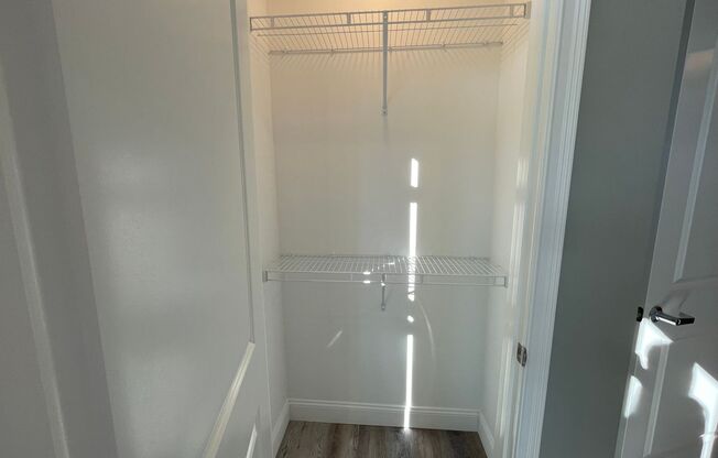 1 bed, 1 bath, 416 sqft, $2,000, Unit 208