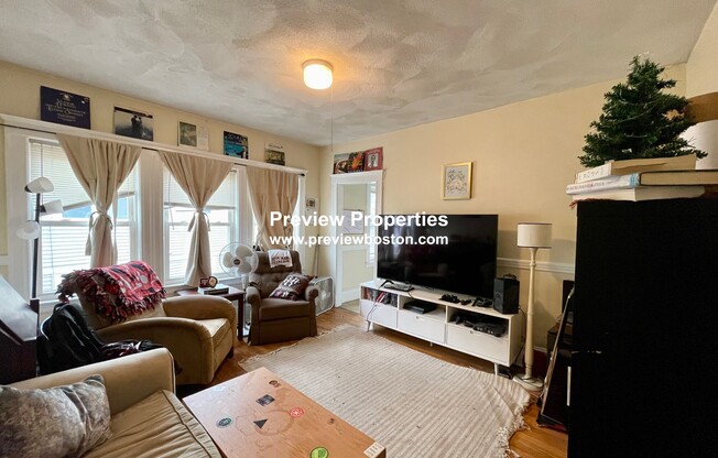 97 Kilsyth Rd Apt 1A