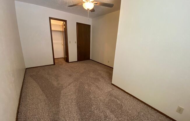 2 beds, 2 baths, $1,245