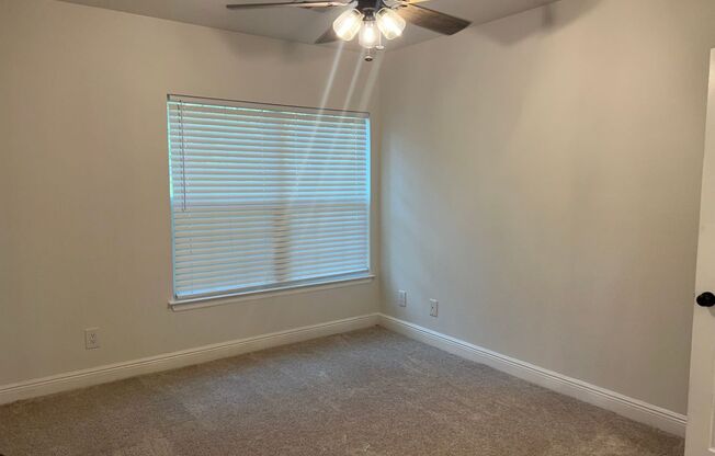 2 beds, 2 baths, $1,700