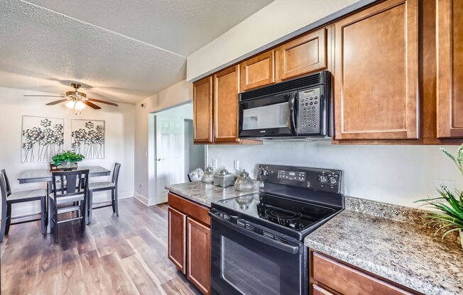 1 bed, 1 bath, 720 sqft, $1,513