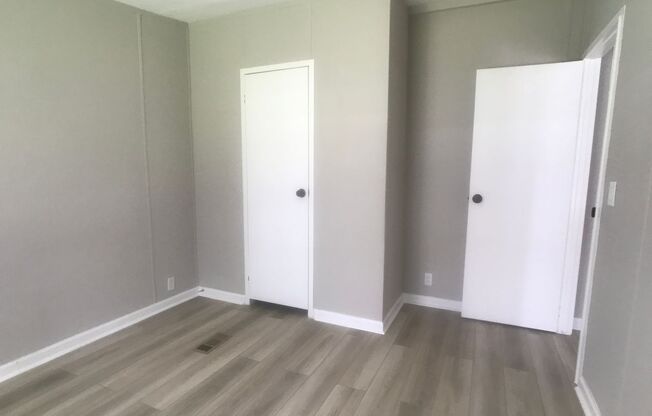 3 beds, 2 baths, 1,232 sqft, $1,495, Unit PH17