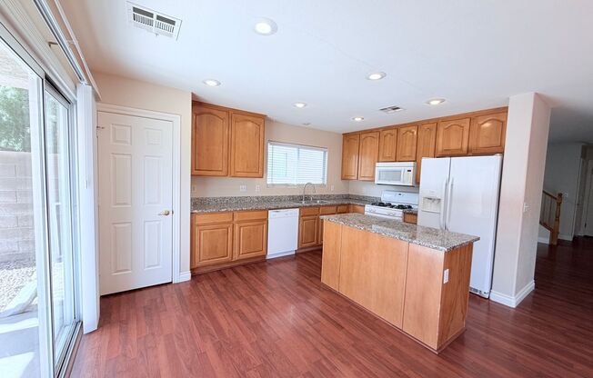 Great Upgraded SFH in Southern Highlands