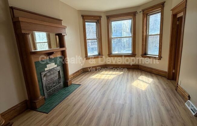 2550 W WASHINGTON BLVD