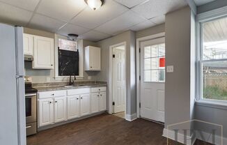 Available Now Newly Remodeled Cozy 3 Bedrooms Located in York City School District