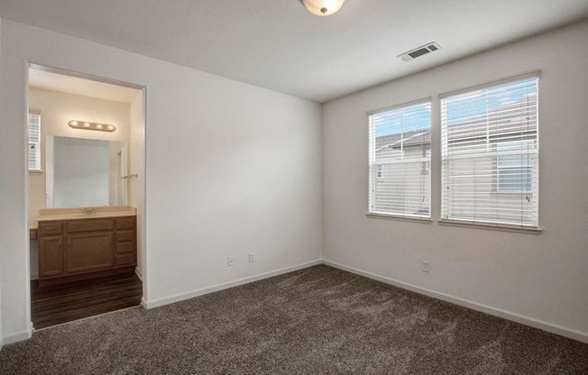 Large Bedroom with Bath - Three Bedroom Townhome