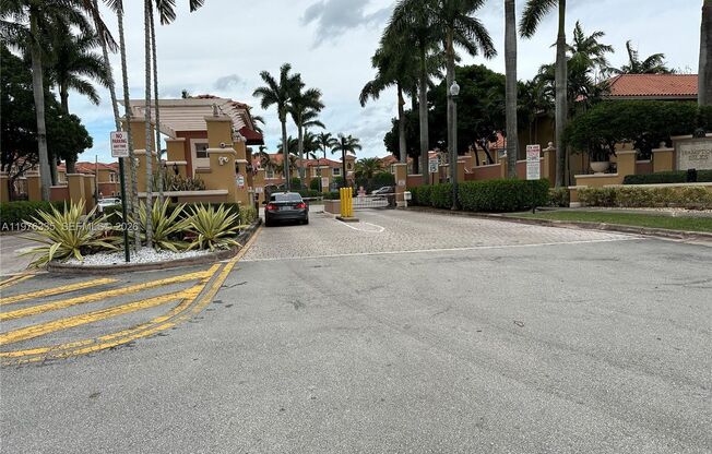 745 SW 107TH AVE #2207 PEMBROKE PINES, FL 33025