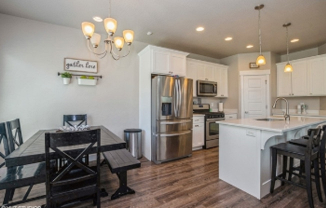 4-Bedroom 3.5 Bathroom in Bluffdale