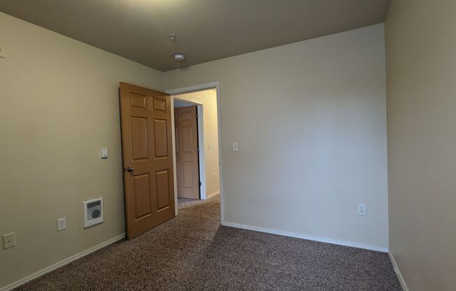 2 beds, 2 baths, 994 sqft, $1,200, Unit E106