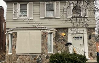 SPACIOUS COLONIAL