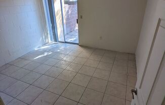 1 bed, 1 bath, 561 sqft, $775, Unit 5