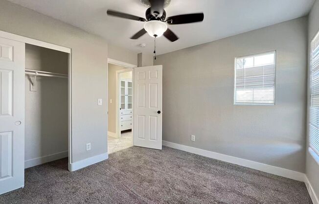 5 beds, 3 baths, $2,400
