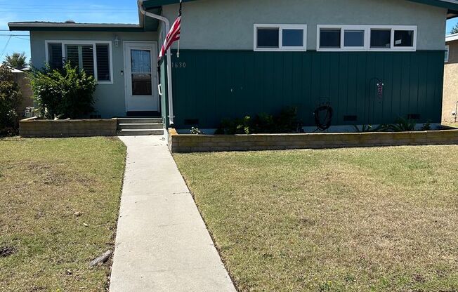 Beautiful 3 Bedroom 2 Bath !!