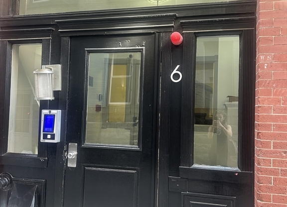 1 bed, 1 bath, $2,675, Unit 3