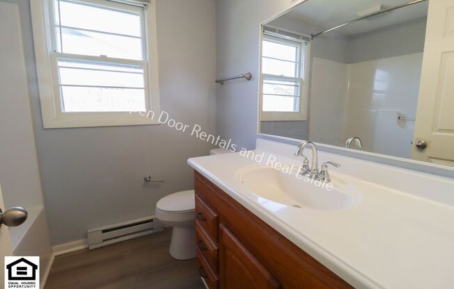 3 beds, 1.5 baths, $1,495