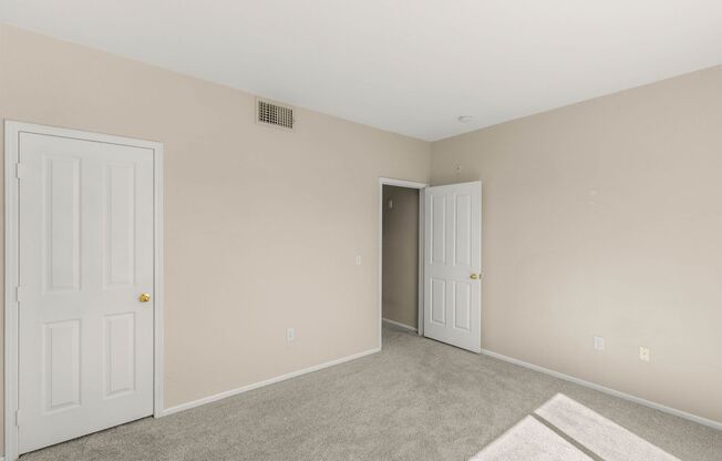 2 beds, 2 baths, $1,595, Unit # 822