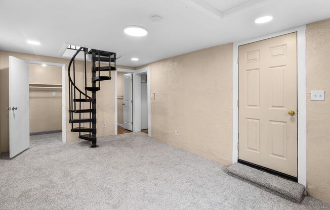 Carriage House near Downtown Pueblo!