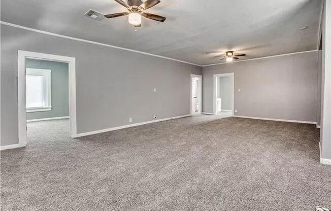 Wonderful 3BD/2BTH Minutes Away From the Paseo, The Plaza, And Bricktown!