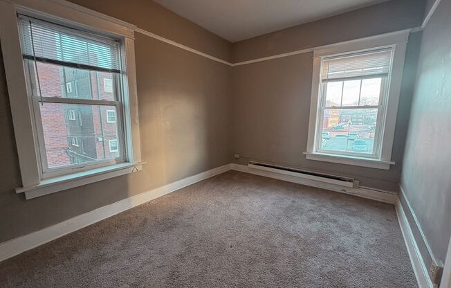 2 beds, 2 baths, 850 sqft, $1,050, Unit 1729 K Street - 4